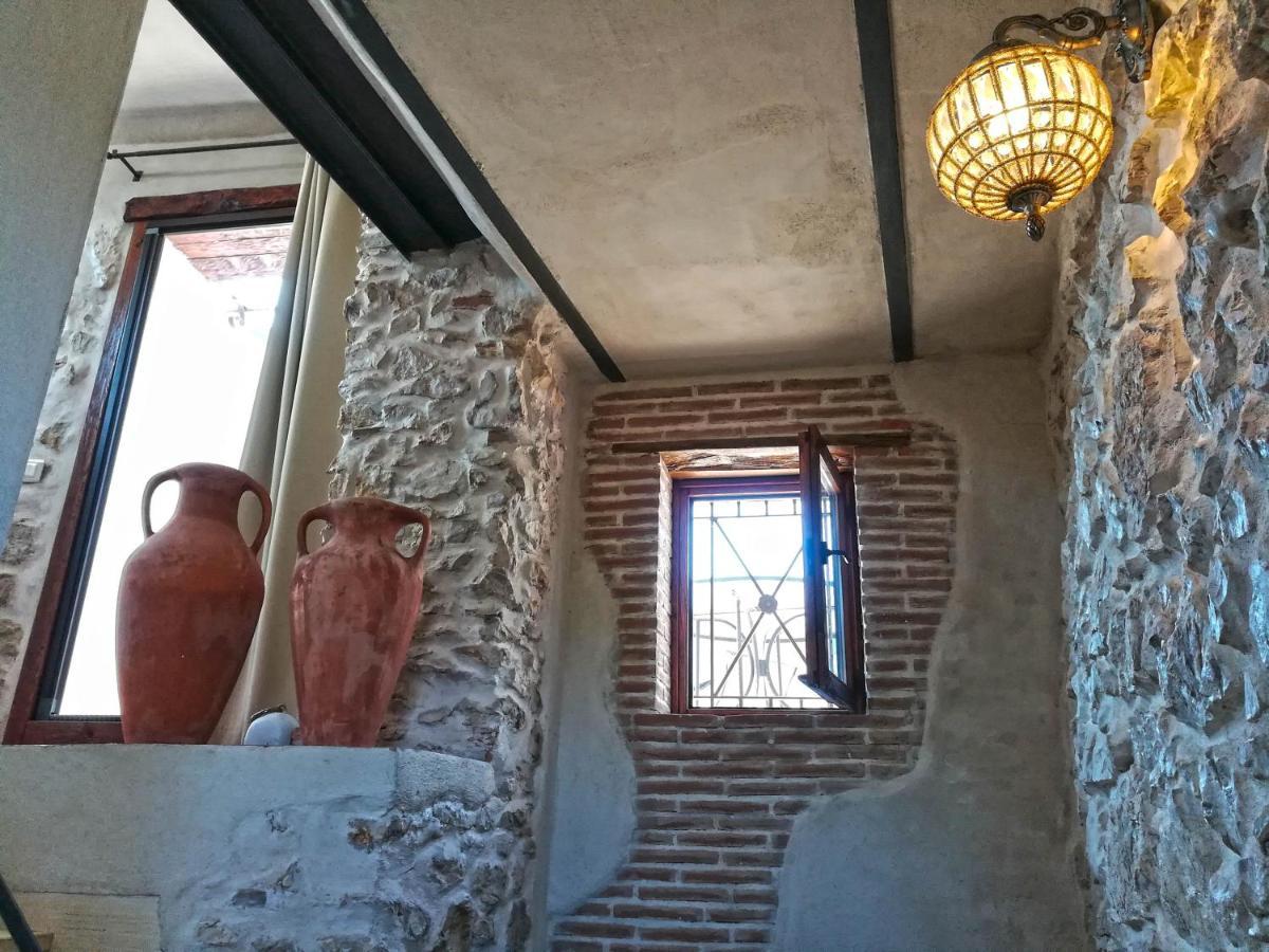 B&B Milleunapietra Romantic Guest House Ausonia Exterior photo